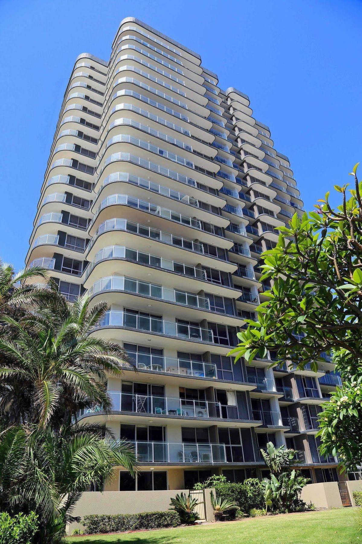 Sunbird Beach Resort Main Beach Gold Coast Exterior photo